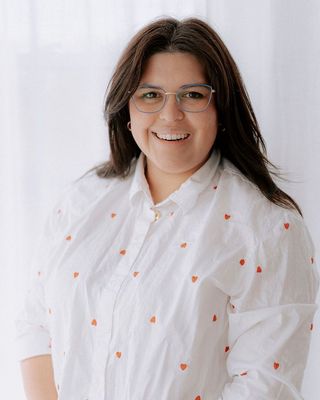 Photo of Amber Arellano - Austin Mindfulness Center, Marriage & Family Therapist, MA, LMFT