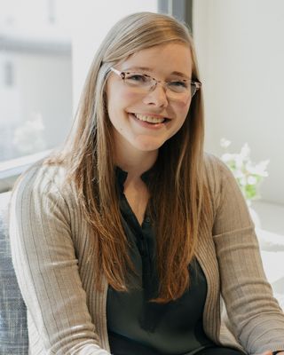 Photo of Sarah Hanlin, Clinical Social Work/Therapist, LCSW