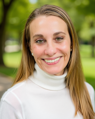 Photo of Anahi Munoz, Psychiatric Nurse Practitioner, PMHNP, DNP, APRN