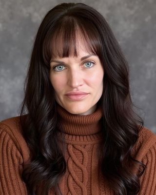 Photo of Elysia Russell, Clinical Social Work/Therapist, LCSW