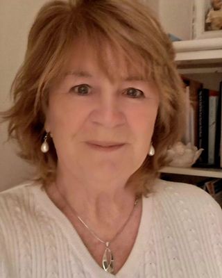 Photo of Toni Byrne, Psychotherapist, DCounsPsych, MBACP