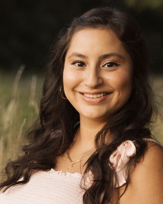 Photo of Lucero Rave, Clinical Social Work/Therapist, LCSW
