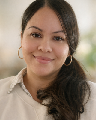 Photo of Jinnet Vidal, Pre-Licensed Professional, LSW