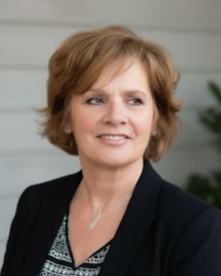 Photo of Elizabeth Golden, Licensed Professional Counselor, LPC