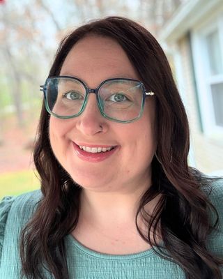 Photo of Lauren Colarusso, Pre-Licensed Professional