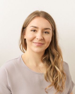 Photo of Stephanie West, Registered Psychotherapist, MA, RP, SEP