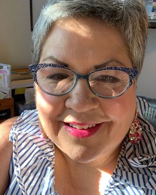 Photo of Cindy (Cynthia) Naumczik, Clinical Social Work/Therapist, LCSW