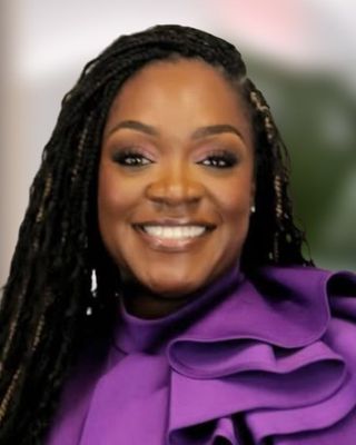 Photo of Candra Smith, Psychiatric Nurse Practitioner, P, M, H, N