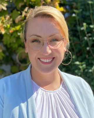 Photo of Anne Falabregues, LPC Intern in 98072, WA