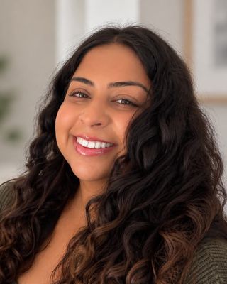 Photo of Alicia Gandhi, Registered Psychotherapist (Qualifying), MA