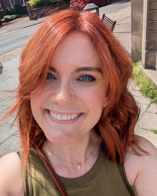 Photo of Jo Owen, Psychotherapist, MBABCP