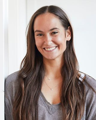 Photo of Madison Max, Counselor in North Center, Chicago, IL