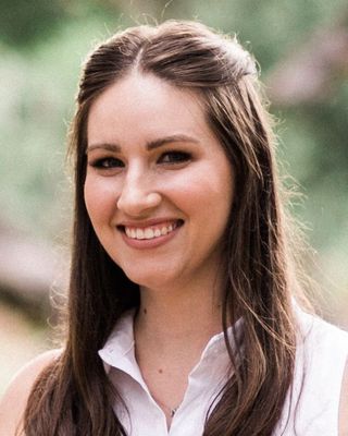 Photo of Nicole Clelland, Marriage & Family Therapist, MA, LMFT, PMH-C