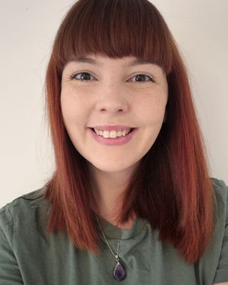 Photo of Hannah Beckett, Psychotherapist, MA, MNCPS Acc.