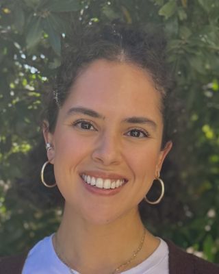 Photo of Camila Beatriz Gracia, Marriage & Family Therapist, MA, LMFT