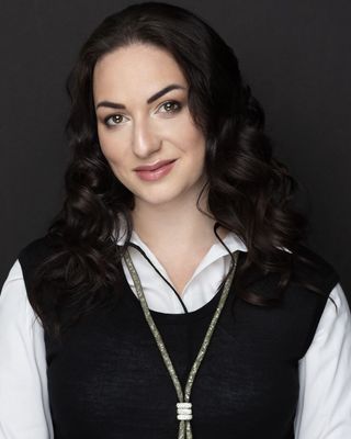 Photo of Alina Kheyson, Clinical Social Work/Therapist, L, C, S, W