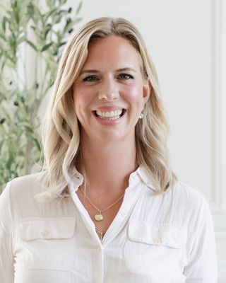 Photo of Patricia Herrera, Registered Psychotherapist (Qualifying), BA, MACP