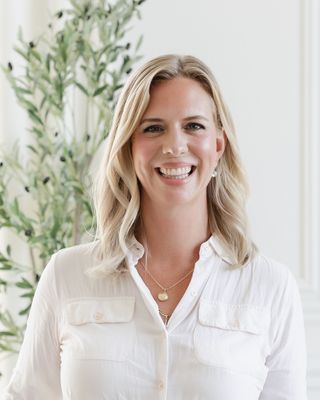 Photo of Patricia Herrera, Registered Psychotherapist (Qualifying), BA, MACP