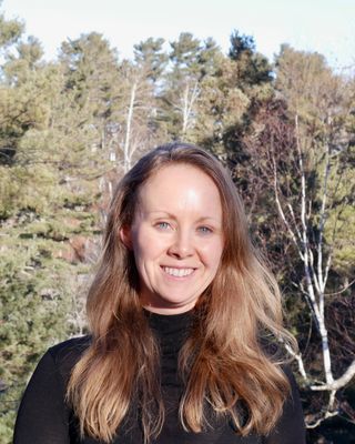 Photo of Molly Josefson, Pre-Licensed Professional, LAMFT, MSE