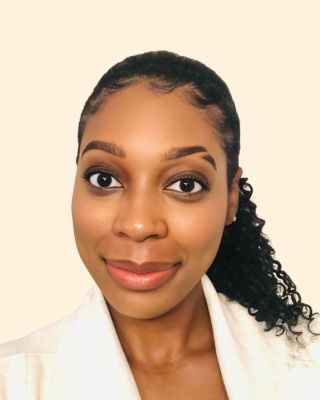 Photo of Daja Isom, Counselor, LMHC