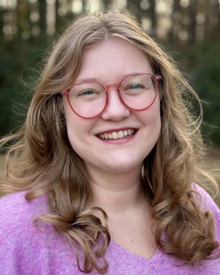 Photo of Elise Cowart, Clinical Social Work/Therapist, LCSWA, MSW
