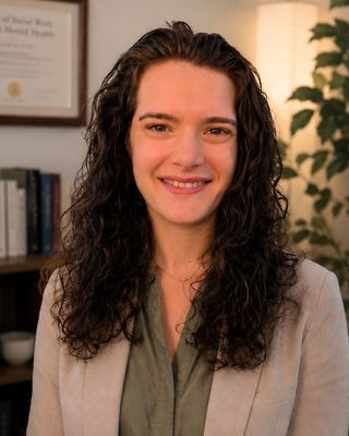 Photo of Shaina Bryski, Licensed Master Social Worker, LMSW