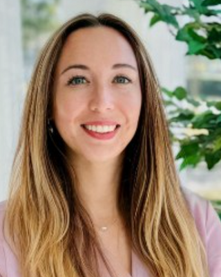 Photo of Kirstyn Garron, Psychiatric Nurse Practitioner, PMHNP, APRN