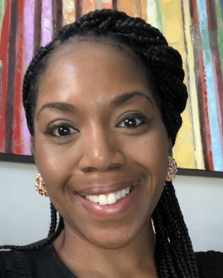 Photo of Kersha Hunter, Counselor, LCMHC