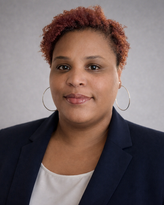 Photo of Takia Dixon, LMSW