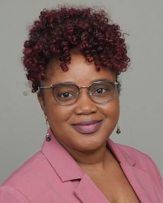 Photo of Edina Carr, Psychiatric Nurse Practitioner, DNP, ARNP, PMHNP