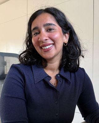 Photo of Farheen Hasan, Counsellor, MSc, MNCPS Acc.