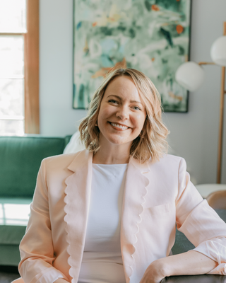 Photo of Dr. Andrea Cooper, Psychologist, PhD