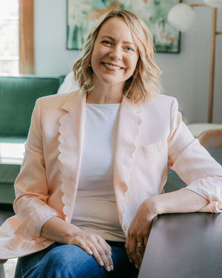 Photo of Dr. Andrea Cooper, Psychologist, PhD