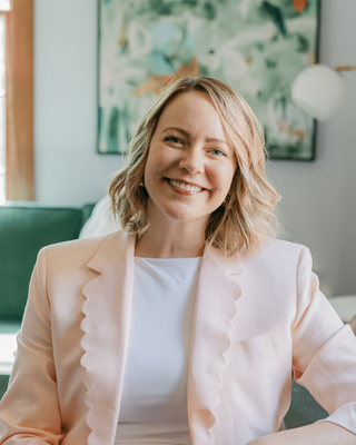 Photo of Dr. Andrea Cooper, Psychologist, PhD