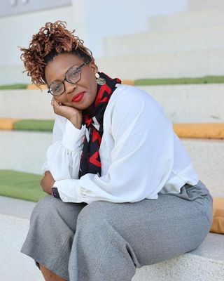 Photo of Dr. Alicia Tetteh, Clinical Social Work/Therapist, LCSW, RYT-200