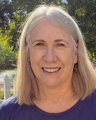 Photo of Holly Lineback, Counselor, CMHC