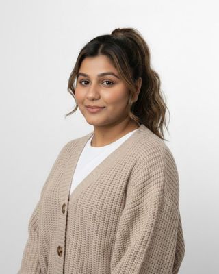 Photo of Lisa Rushi, Registered Psychotherapist (Qualifying), RPQ, MA, BA