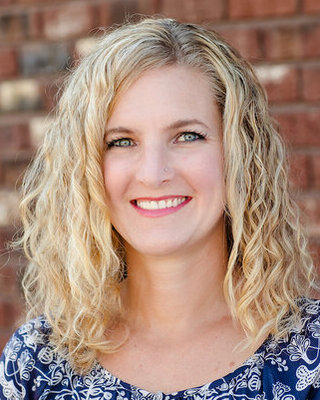 Photo of Erica Ray, Counselor in Washington, IL