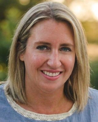 Photo of Traci Wennerholm, Pre-Licensed Professional, CMHCI