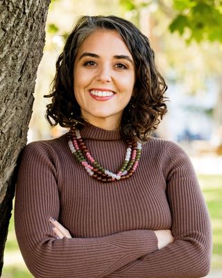 Photo of Dr. Lauren Herald, Psychiatrist, MD