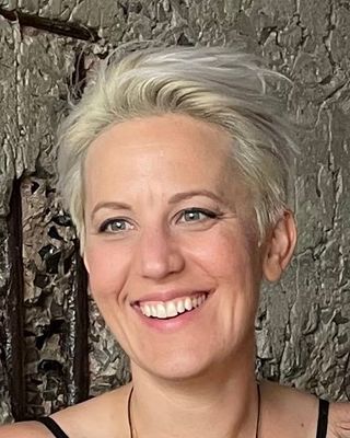 Photo of Mandy Nevakshonoff, MA, RCH
