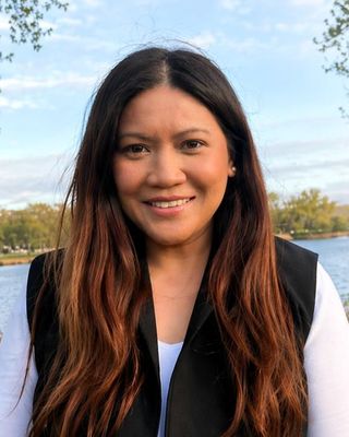 Photo of Dr. Mary Bernardo, Psychiatric Nurse Practitioner, DNP, PMHNP, FNP-BC