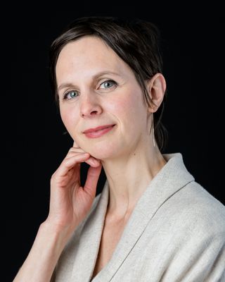 Photo of Karine Bertrand, Psychologist in H2R, QC