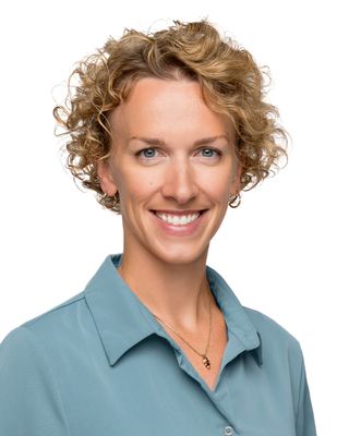 Photo of Maria Stuart, Registered Psychotherapist (Qualifying) in Toronto, ON