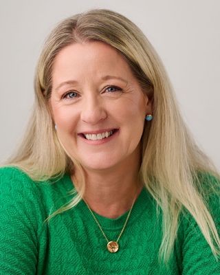 Photo of Julia Stevenson - Julia Stevenson Psychology, Psychologist, MAPS