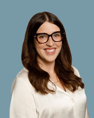 Photo of Francesca Williams, Counsellor, BSc, RN, MACP, CCC, BCS