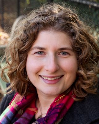 Photo of Emily Saltzman, Clinical Social Work/Therapist, LGSW