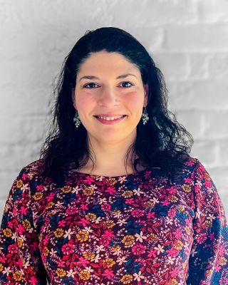 Photo of Veronica Schiavone, Licensed Master Social Worker, MSW, LMSW