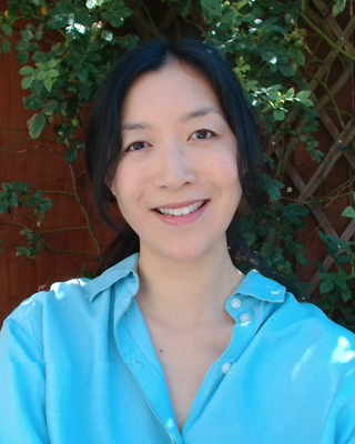 Photo of Rong Qian - Rose Qian, Psychotherapist, MA, MBACP