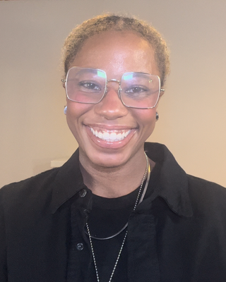 Photo of Emauni Jones, Clinical Social Work/Therapist, LICSW